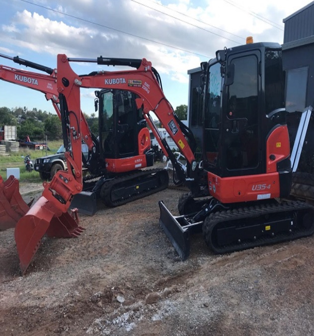 KUBOTA 35-4 for hire